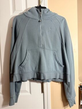 Peloton/Lululemon Hooded Half-Zip Pullover - Light gray Blue